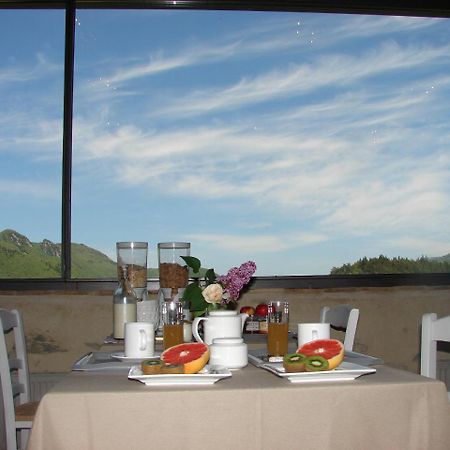 Domaine Des Massols Bed & Breakfast Marsat ภายนอก รูปภาพ